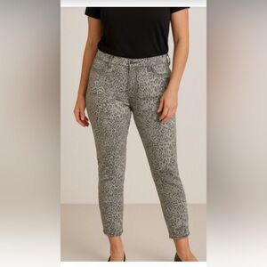 White House Black Market Black and White Leopard Pants